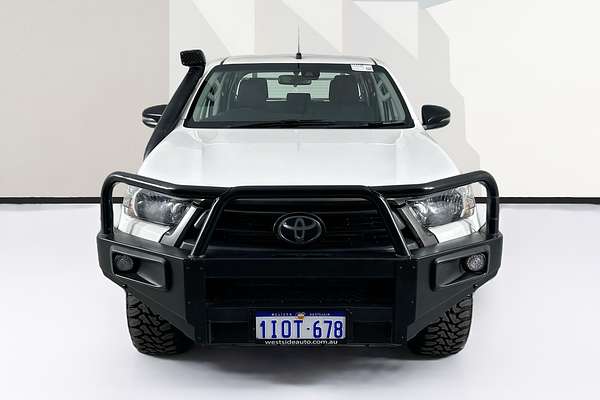 2021 Toyota HILUX SR (4x4) GUN126R 4X4