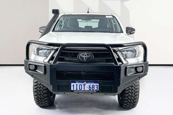 2020 Toyota HILUX SR (4x4) GUN126R FACELIFT 4X4