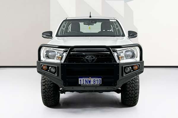 2020 Toyota HILUX SR (4x4) GUN126R MY19 UPGRADE 4X4