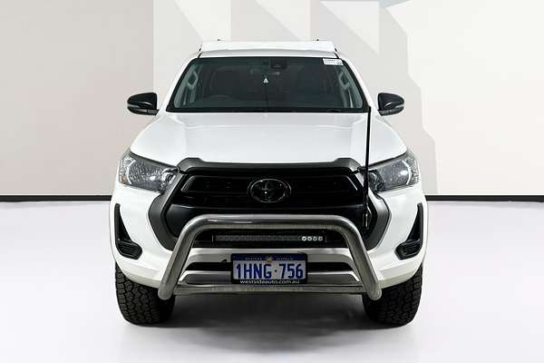 2021 Toyota HILUX SR (4x4) GUN126R FACELIFT 4X4