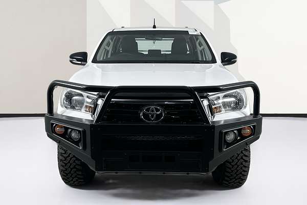 2019 Toyota HILUX SR (4x4) GUN126R MY19 4X4
