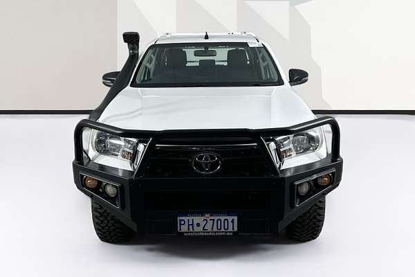 2019 Toyota HILUX SR (4x4) GUN126R MY19 4X4