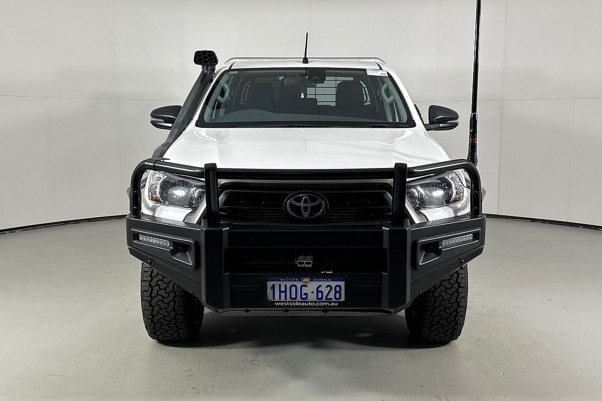 2021 Toyota HILUX SR (4x4) GUN126R FACELIFT 4X4