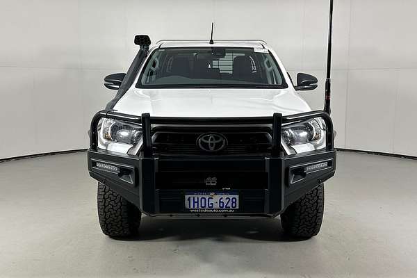 2021 Toyota HILUX SR (4x4) GUN126R FACELIFT 4X4