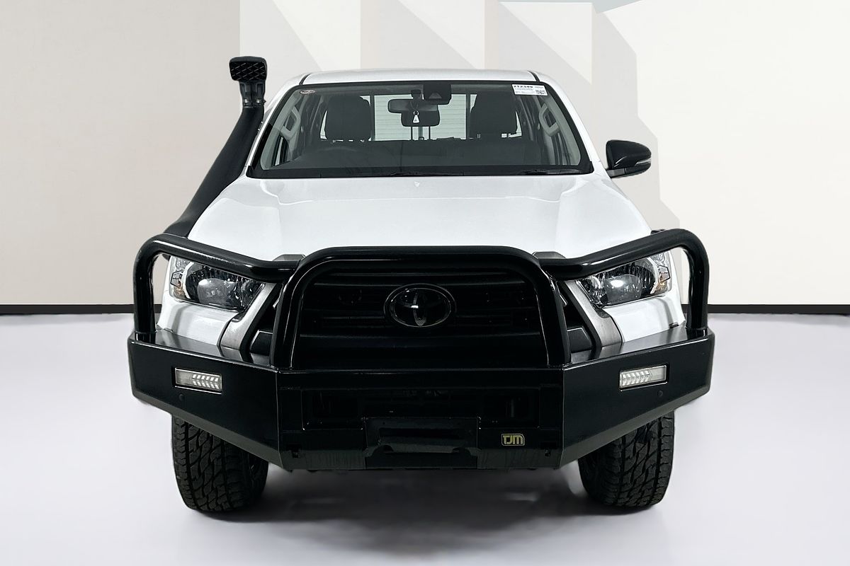 2022 Toyota HILUX SR (4x4) GUN126R 4X4