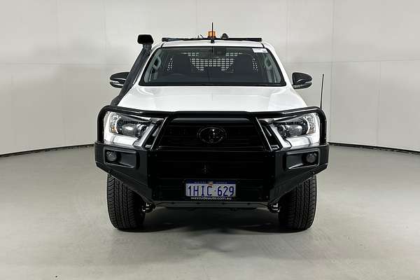 2021 Toyota HILUX SR (4x4) GUN126R FACELIFT 4X4