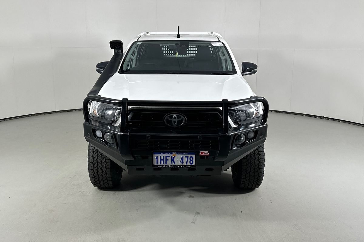 2021 Toyota HILUX SR (4x4) GUN126R FACELIFT 4X4