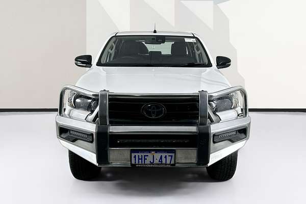 2020 Toyota HILUX SR (4x4) GUN126R FACELIFT 4X4