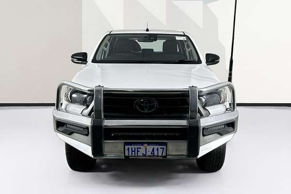 2020 Toyota HILUX SR (4x4) GUN126R FACELIFT 4X4