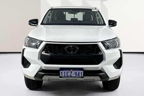 2024 Toyota HILUX SR 48V (4x4) GUN126R 4X4