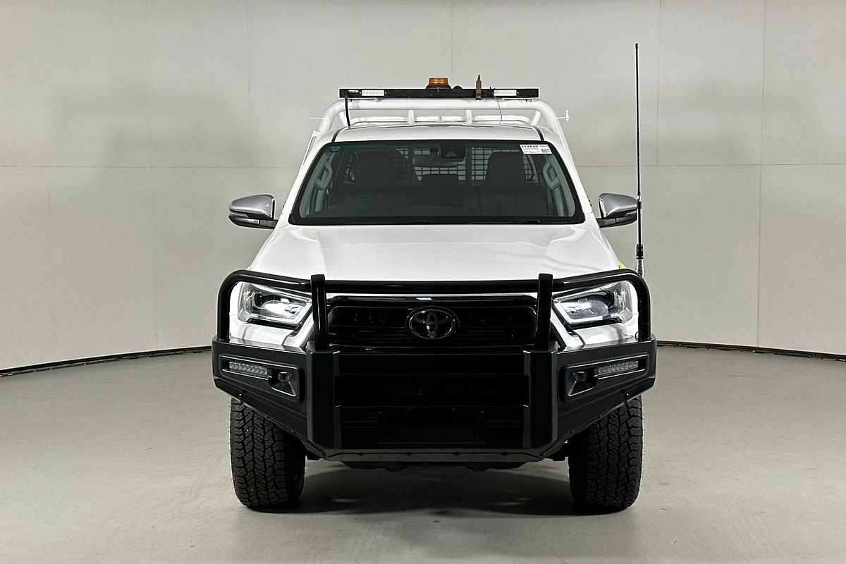 2021 Toyota HILUX SR5 (4x4) GUN126R 4X4