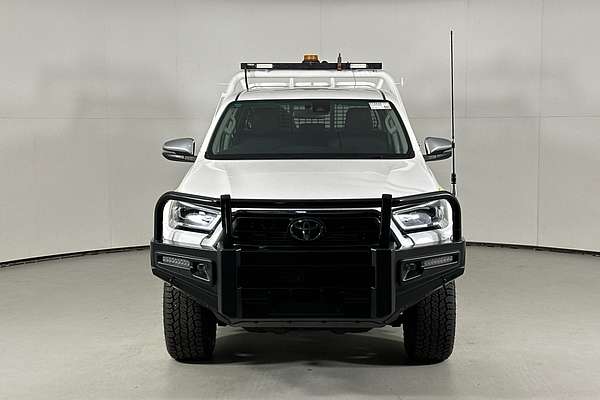 2021 Toyota HILUX SR5 (4x4) GUN126R 4X4