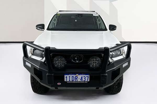 2024 Toyota HILUX SR GUN126R 4X4