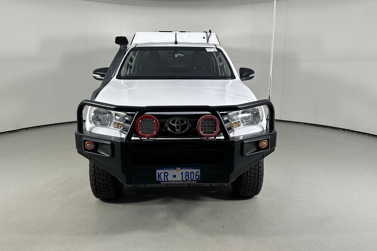 2016 Toyota HILUX SR (4x4) GUN126R 4X4