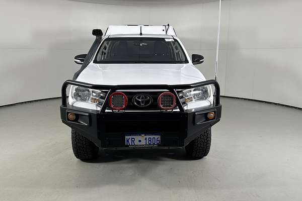 2016 Toyota HILUX SR (4x4) GUN126R 4X4