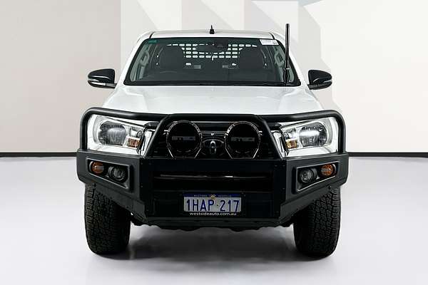 2020 Toyota HILUX SR (4x4) GUN126R MY19 UPGRADE 4X4