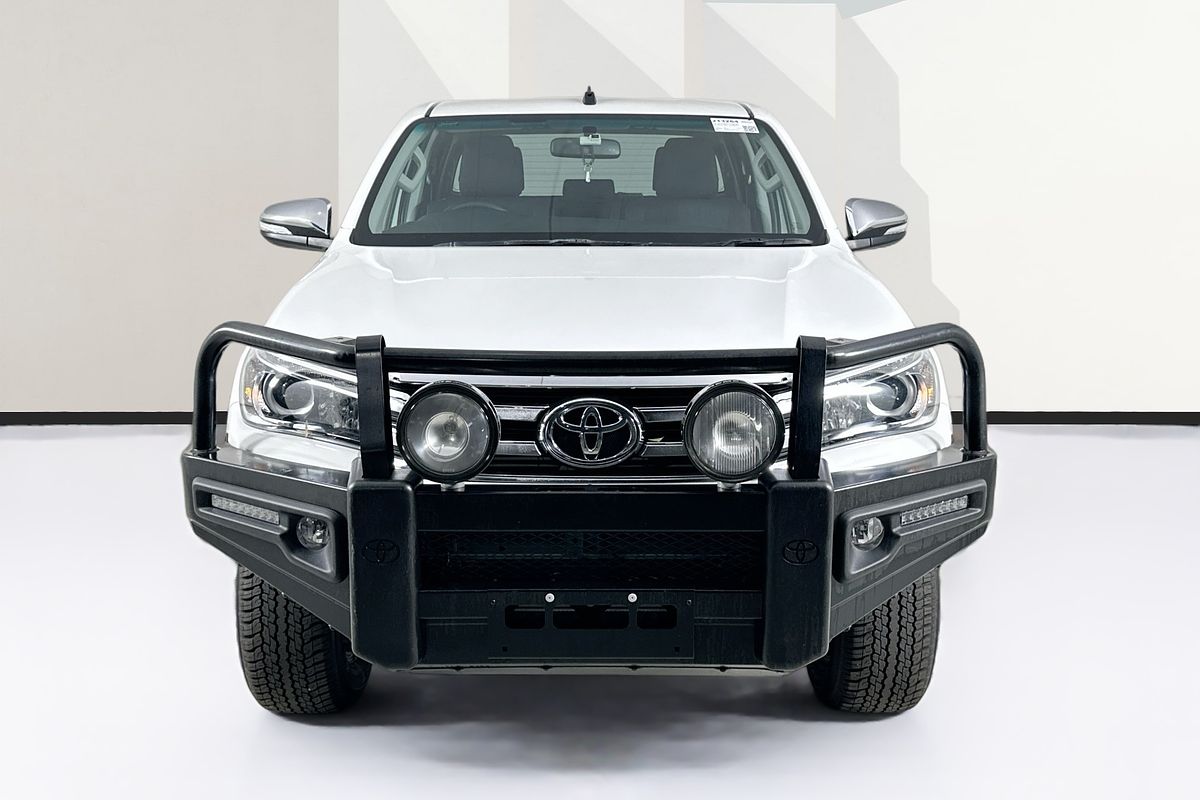 2016 Toyota HILUX SR5 (4x4) GUN126R 4X4