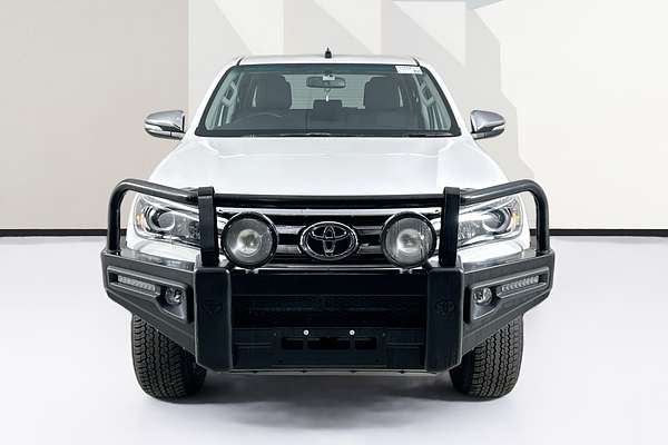 2016 Toyota HILUX SR5 (4x4) GUN126R 4X4
