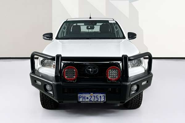 2020 Toyota HILUX SR (4x4) GUN126R MY19 UPGRADE 4X4