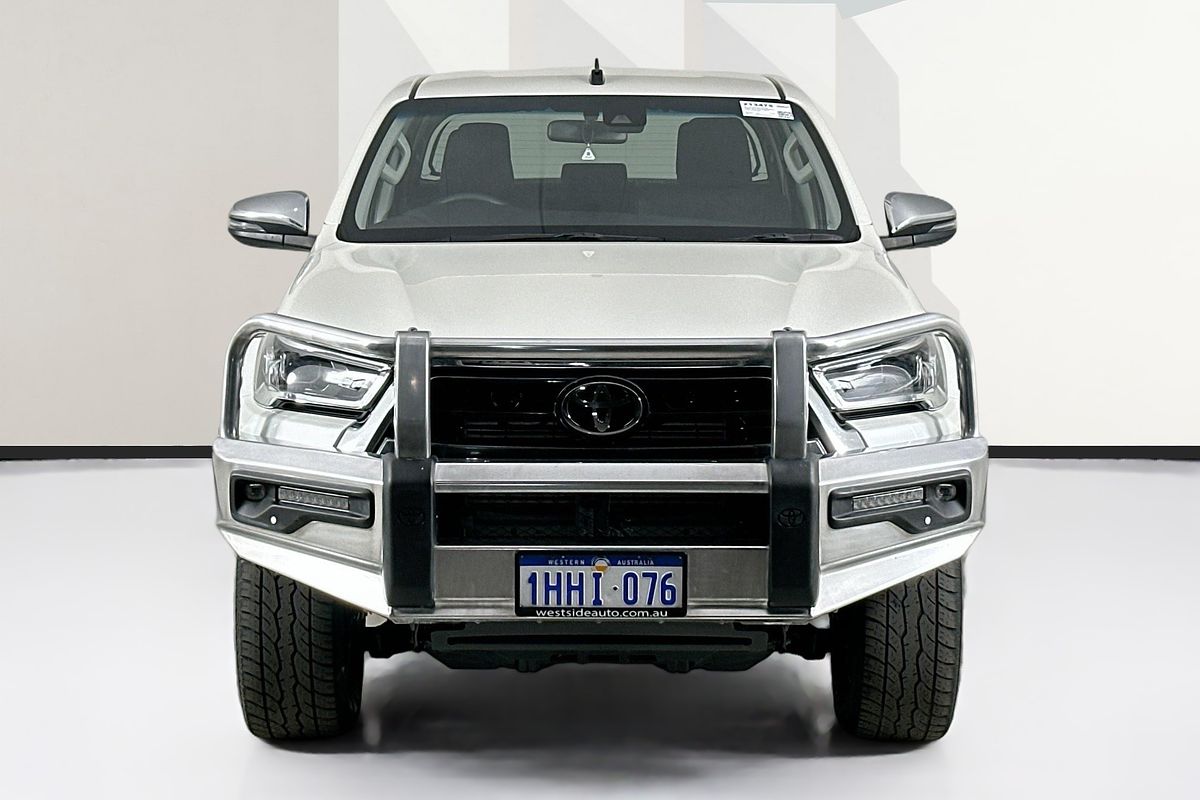 2021 Toyota HILUX SR5 (4x4) GUN126R FACELIFT 4X4