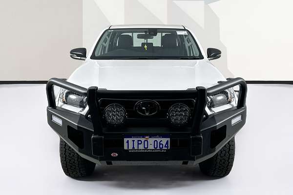 2023 Toyota HILUX SR GUN126R 4X4