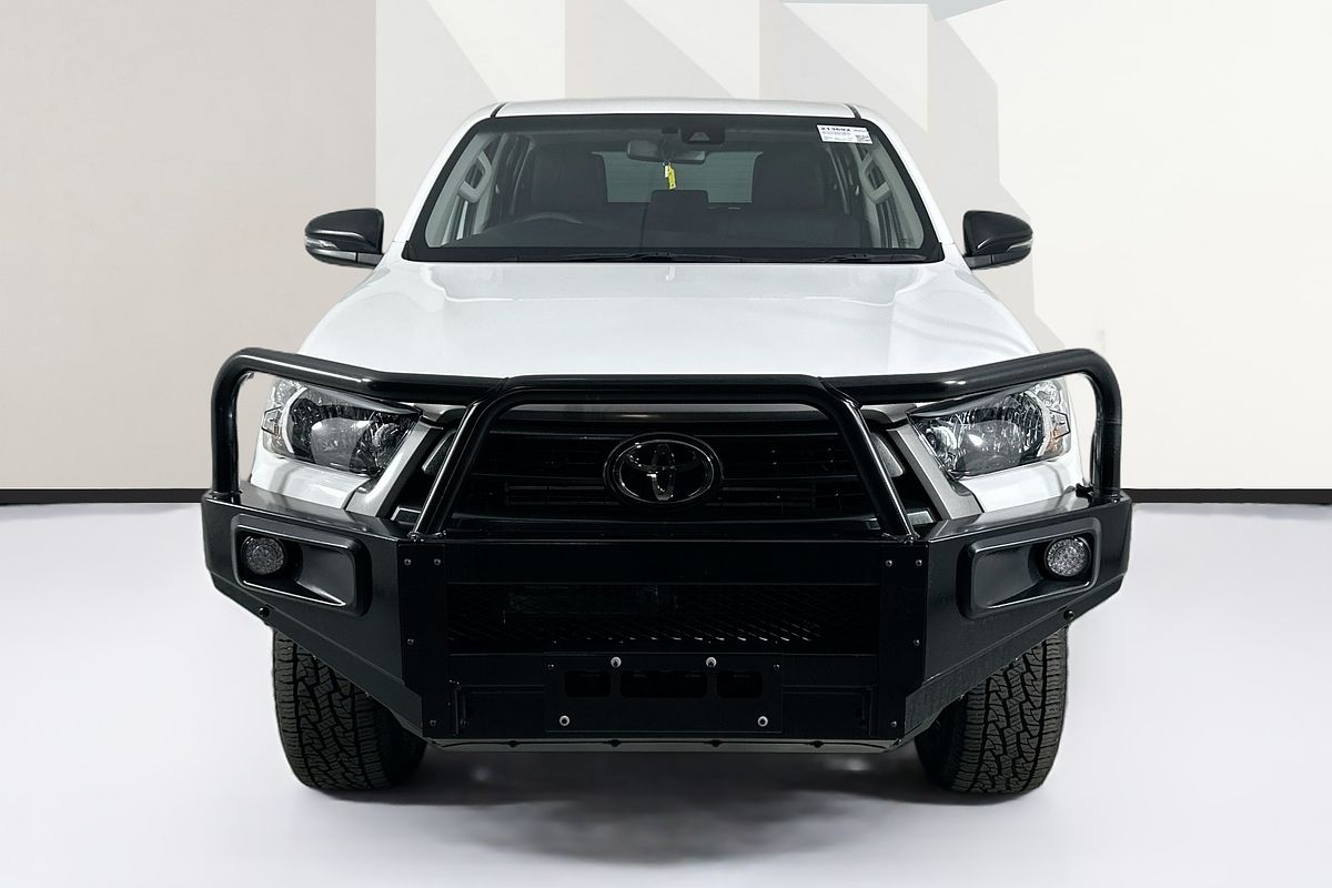 2022 Toyota HILUX SR (4x4) GUN126R 4X4