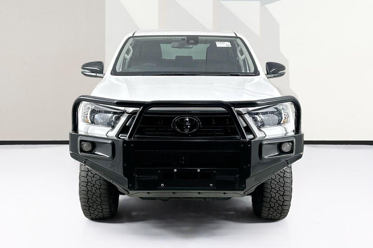 2022 Toyota HILUX SR (4x4) GUN126R 4X4