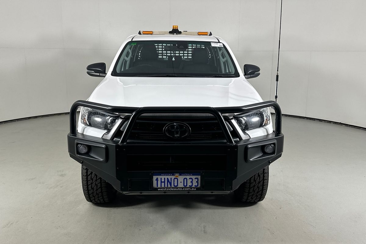 2022 Toyota HILUX SR (4x4) GUN126R 4X4