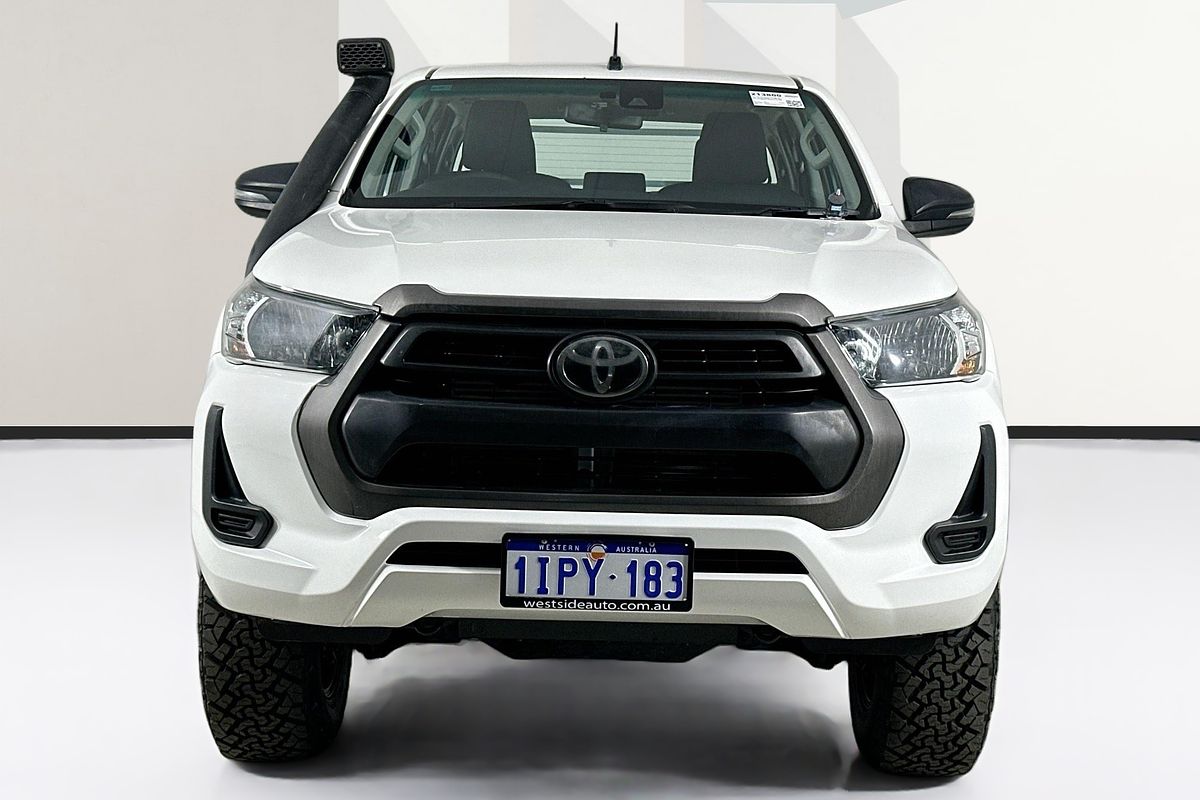 2021 Toyota HILUX SR (4x4) GUN126R 4X4