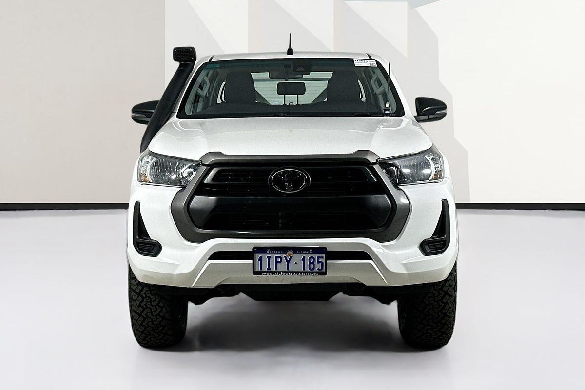 2021 Toyota HILUX SR (4x4) GUN126R 4X4