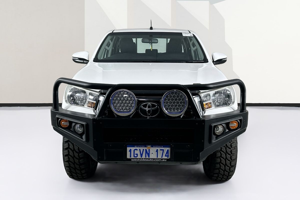 2019 Toyota HILUX SR (4x4) GUN126R MY19 4X4