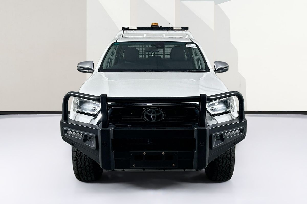 2021 Toyota HILUX SR5 (4x4) GUN126R FACELIFT 4X4