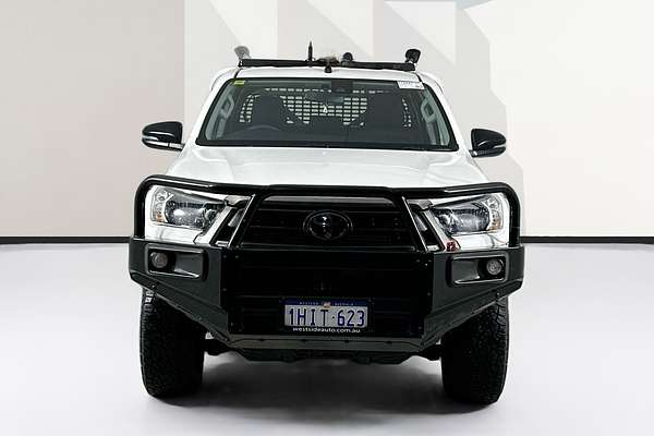 2021 Toyota HILUX SR (4x4) GUN126R FACELIFT 4X4