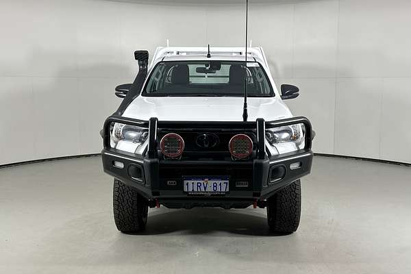 2020 Toyota Hilux SR (4x4) GUN126R FACELIFT 4X4