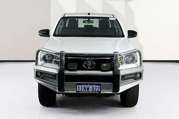 2018 Toyota HILUX SR (4x4) GUN126R MY19 4X4