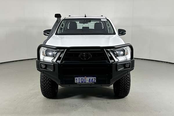 2020 Toyota HILUX SR (4x4) GUN126R FACELIFT 4X4