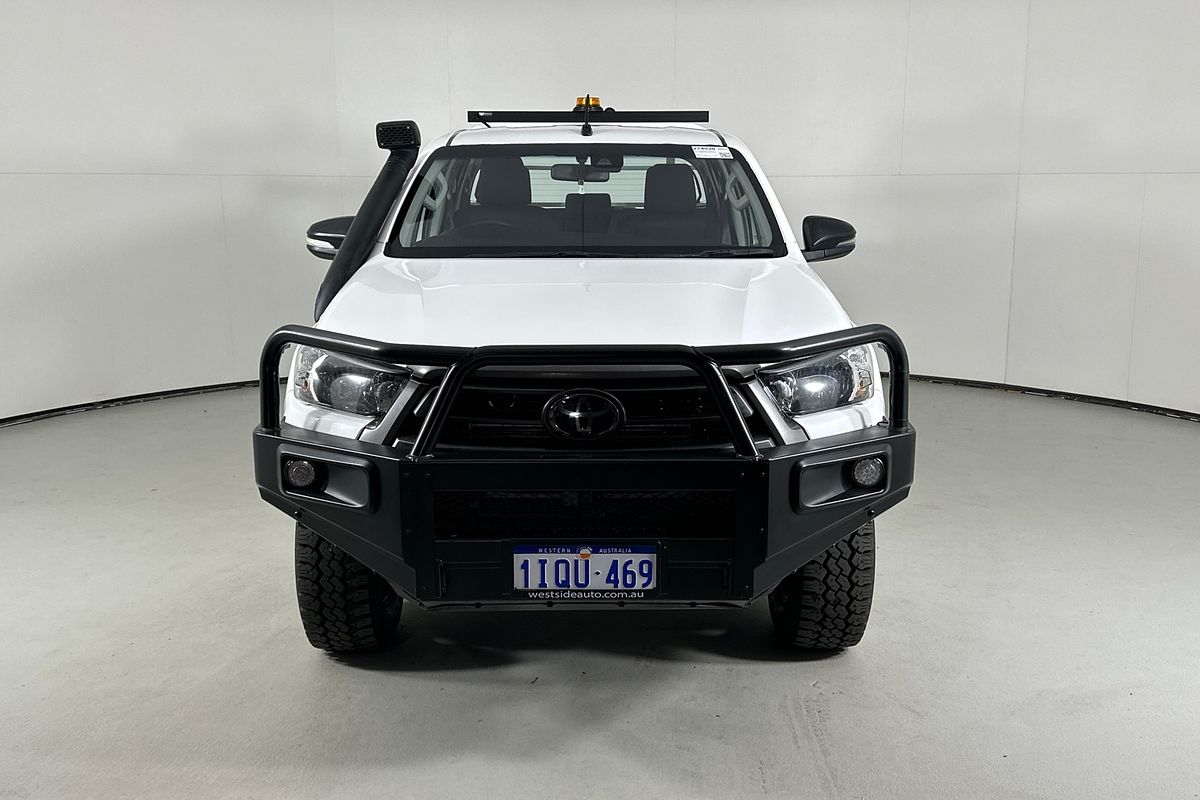 2021 Toyota HILUX SR (4x4) GUN126R 4X4