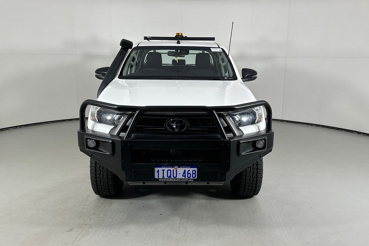 2021 Toyota HILUX SR (4x4) GUN126R 4X4