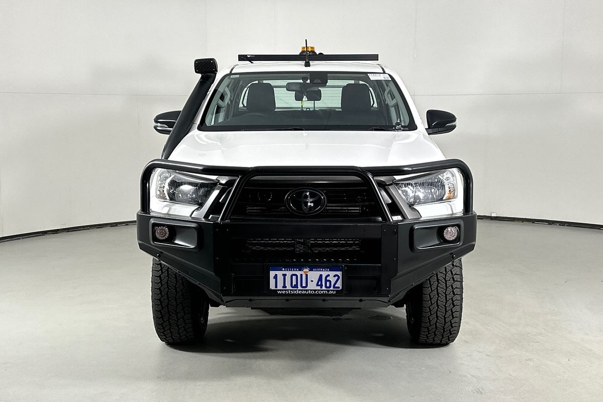 2021 Toyota HILUX SR (4x4) GUN126R 4X4