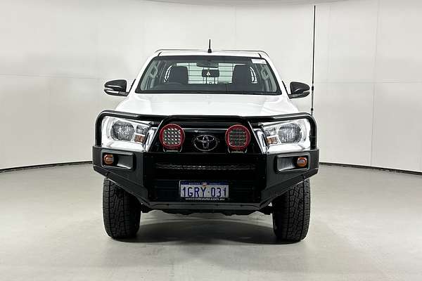 2019 Toyota HILUX SR (4x4) GUN126R MY19 UPGRADE 4X4