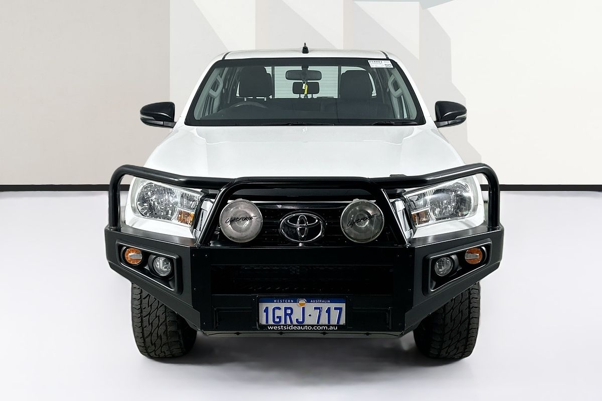 2018 Toyota HILUX SR (4x4) GUN126R MY19 4X4