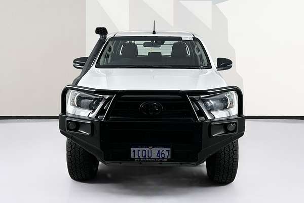 2020 Toyota HILUX SR (4x4) GUN126R FACELIFT 4X4