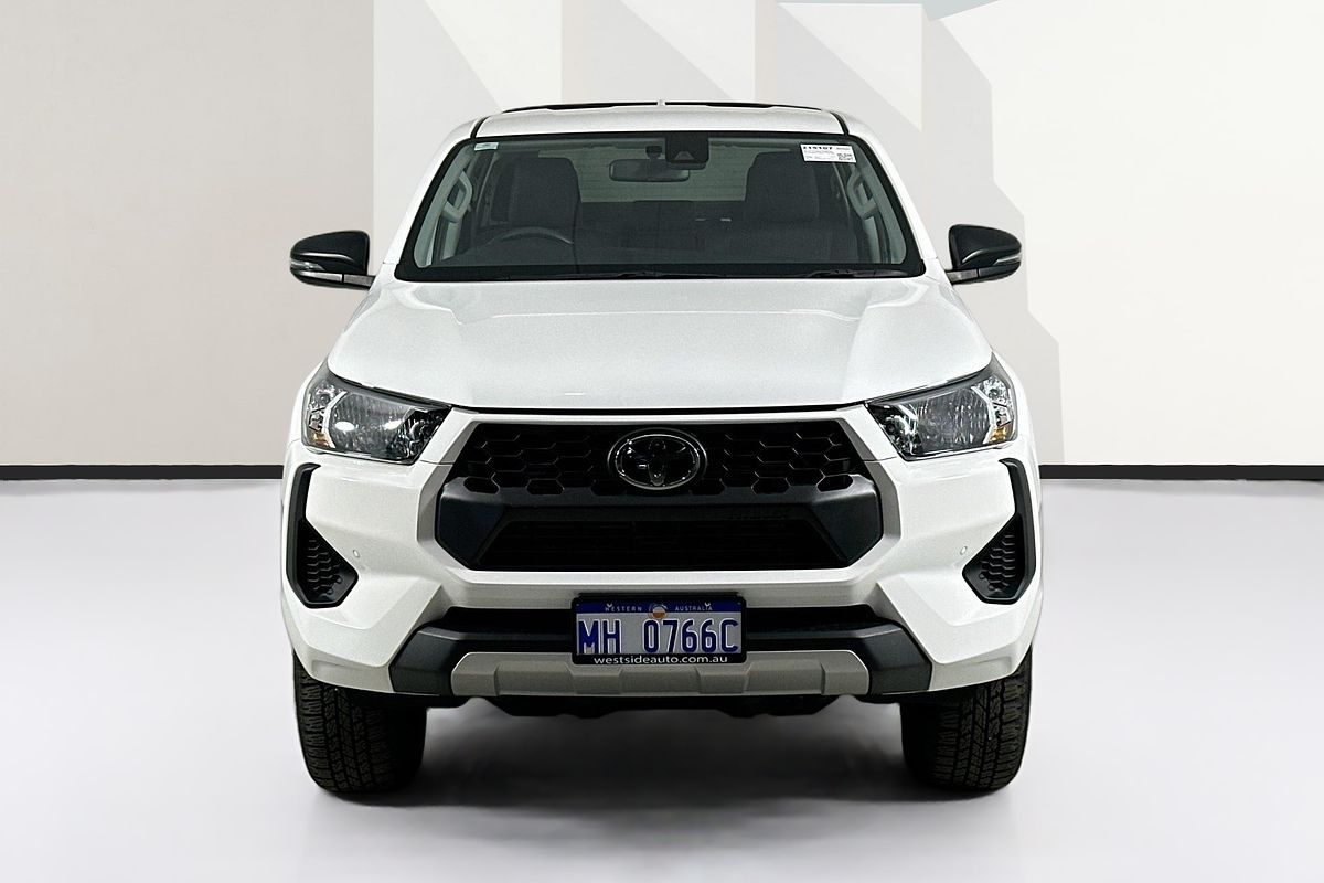 2024 Toyota HILUX SR (4x4) GUN126R 4X4