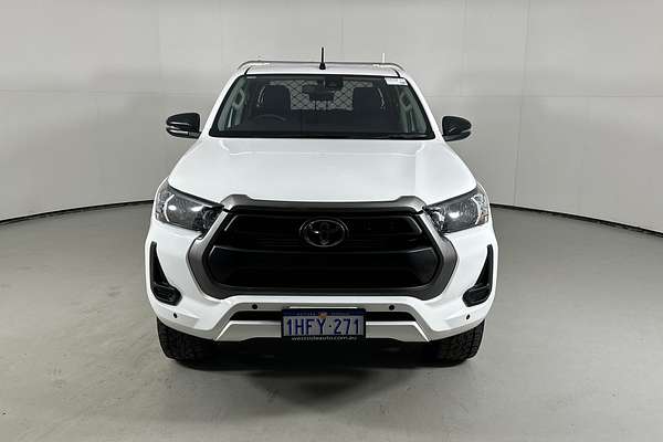 2021 Toyota HILUX SR (4x4) GUN126R 4X4