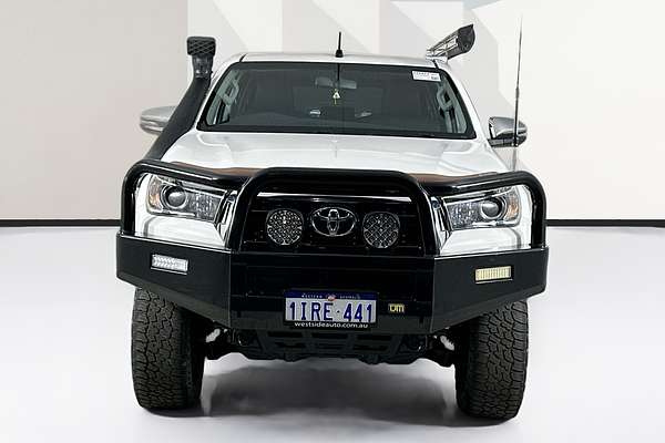 2019 Toyota HILUX SR5 (4x4) GUN126R MY19 4X4