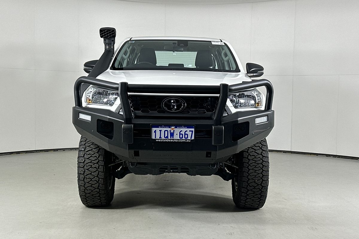 2024 Toyota HILUX SR (4x4) GUN126R 4X4
