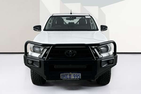 2020 Toyota HILUX SR (4x4) GUN126R FACELIFT 4X4