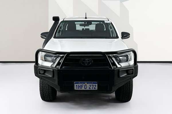2020 Toyota HILUX SR (4x4) GUN126R FACELIFT 4X4