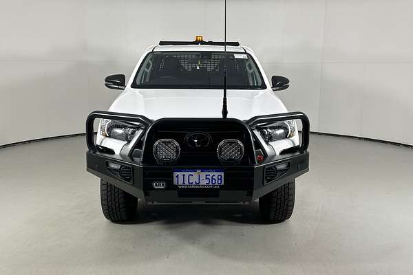 2023 Toyota HILUX SR (4x4) STEEL WHEELS GUN126R 4X4