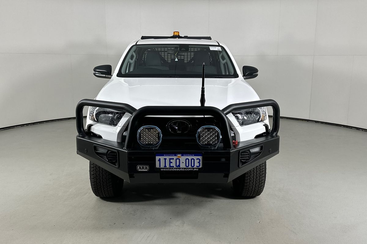 2024 Toyota HILUX SR (4x4) STEEL WHEELS GUN126R FACELIFT 4X4